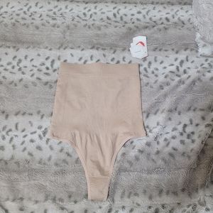 Thong tummy shapewear